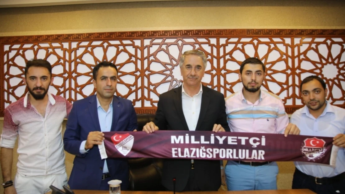 Elazığspor Taraftarından Başkan Yanılmaz'a Teşekkür Ziyareti