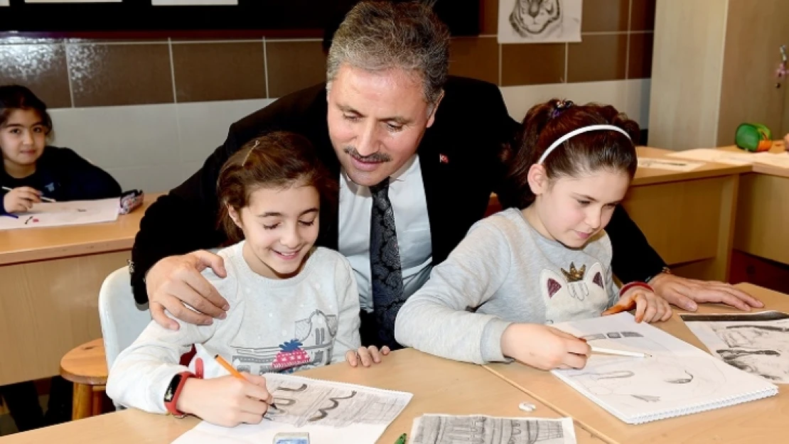 Kadın Stk'lar Büyükşehir Belediyesi Sosyal Tesislerini Gezdiler