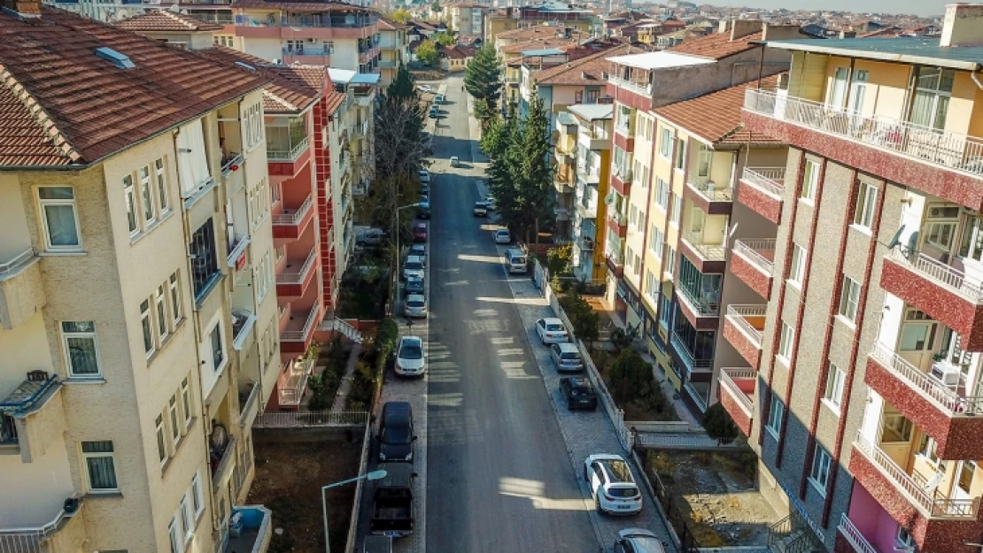 Büyükşehir Belediyesi Yol Çalışmalarına Devam Ediyor