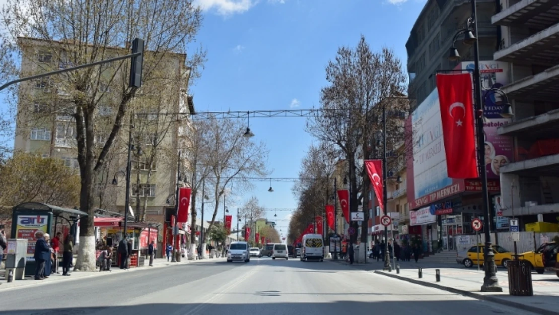 Malatya'da Merkez Büyüyor,  İlçeler Eriyor