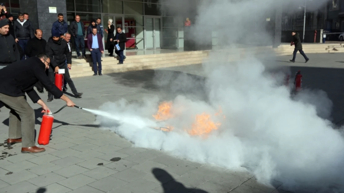 Özbelsan Personeline Yangın Eğitimi...