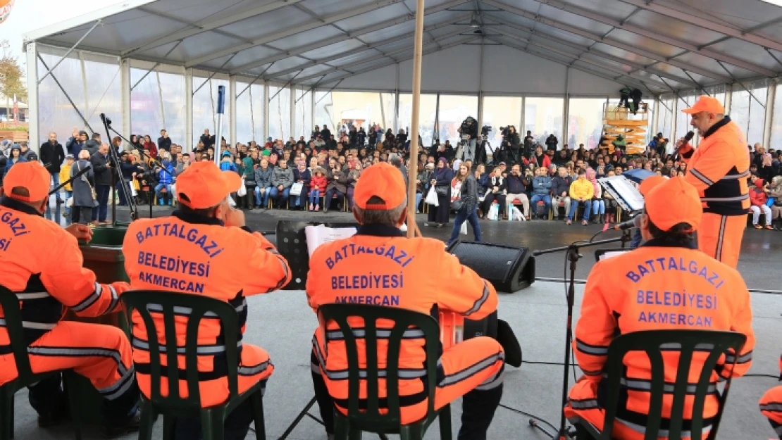 Battalgazi Belediyesi Çöpçüler Korosuna Yoğun İlgi