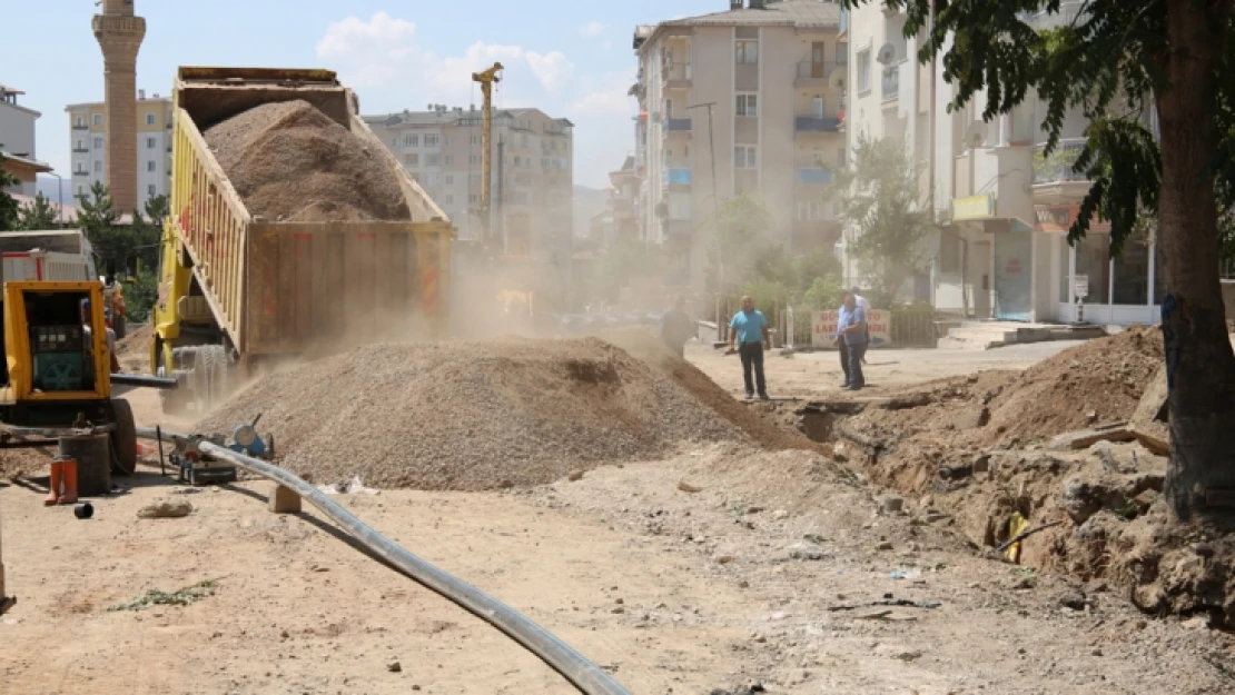 Gazi Lisesi Kavşağı'na Altgeçit Geliyor