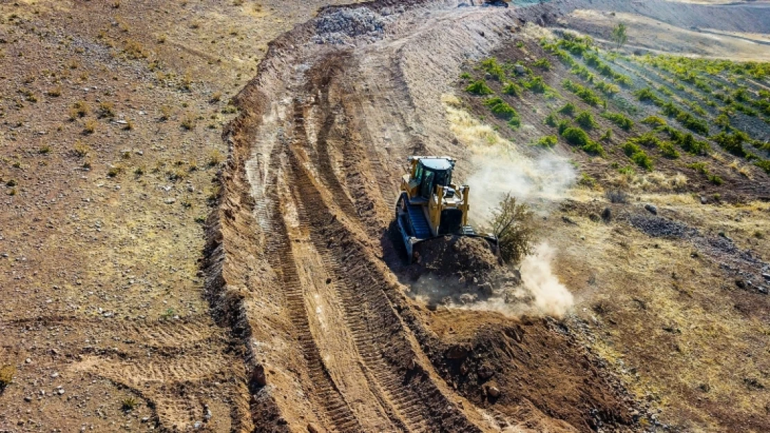 Büyükşehir Tecde'de Yeni Yollar Açıyor