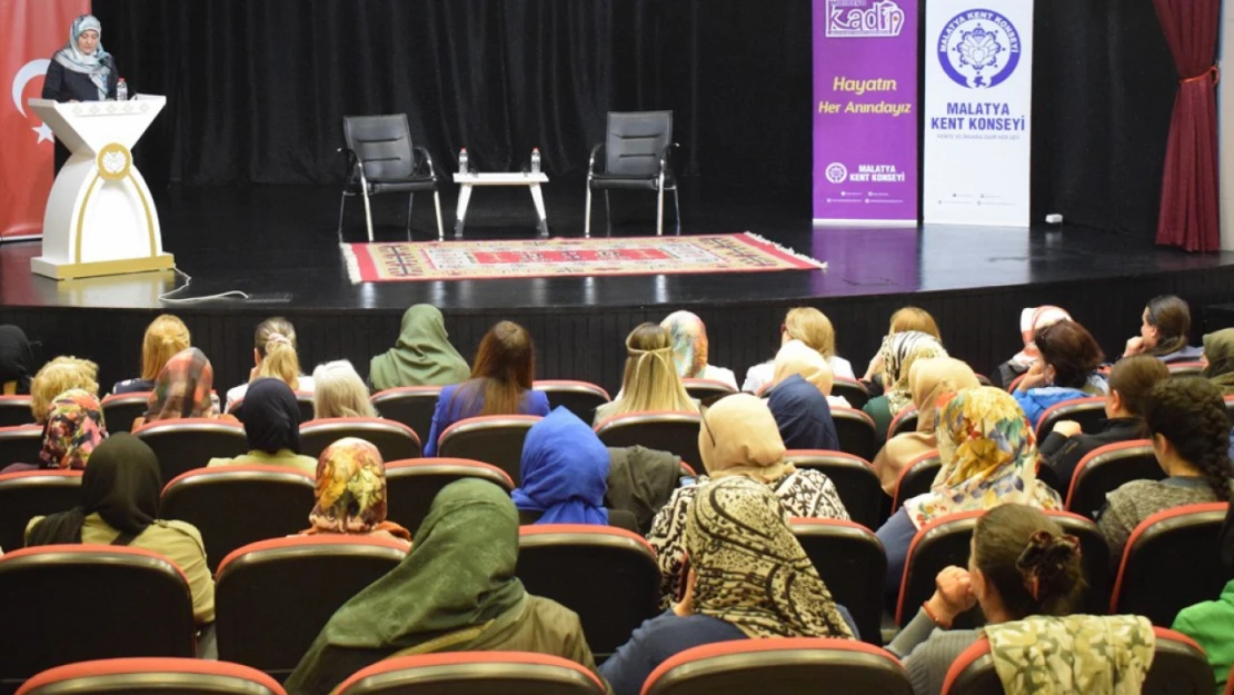 Malatya Kent Konseyi Kadın Meclisi 'Şehitleri Anma Hatim Ve Dua' Programı Düzenledi