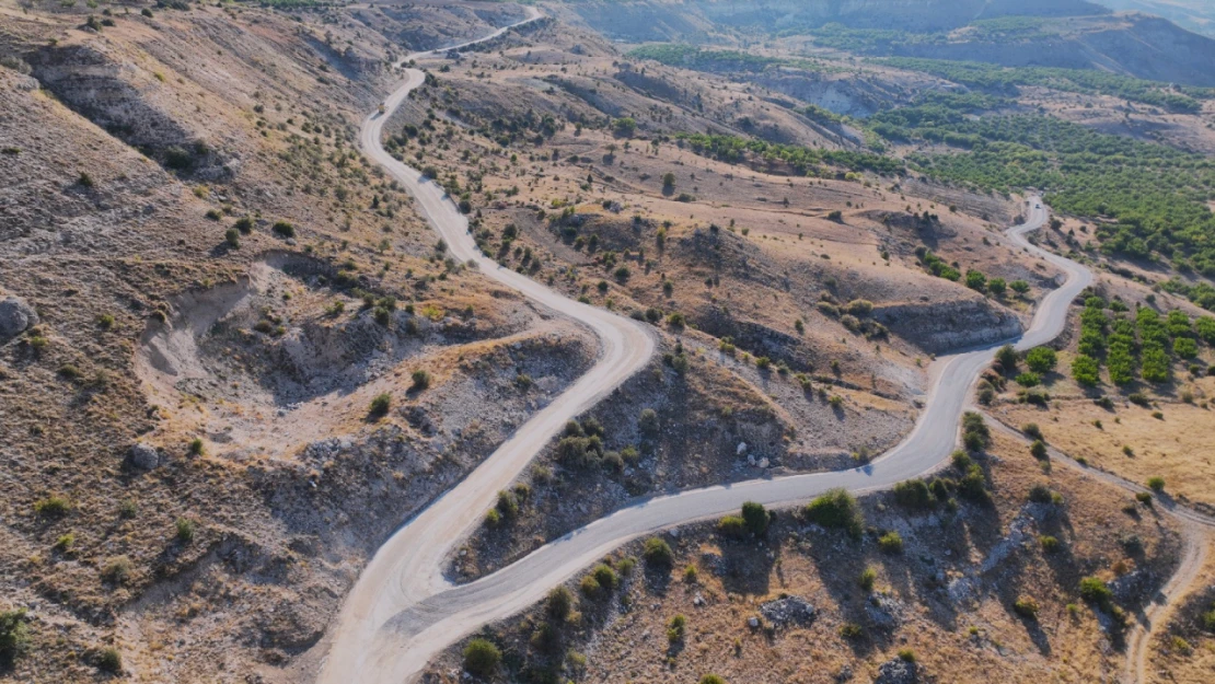 Malatya'nın 718 mahallesinde asfalt çalışmaları yapıldı