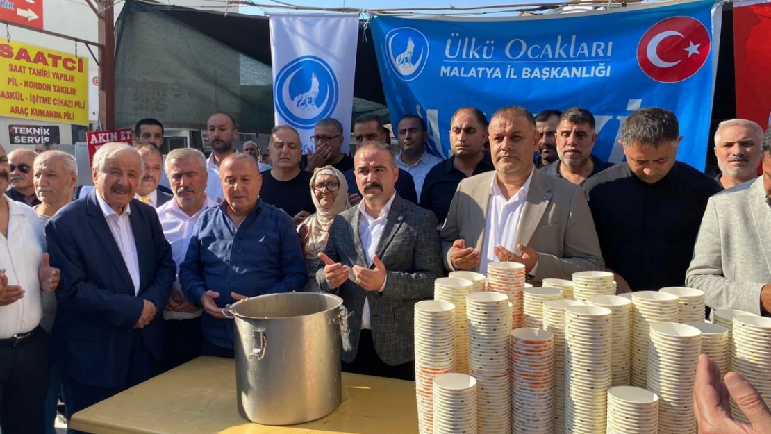 Malatya Ülkü Ocakları'ndan Anlamlı Aşure Etkinliği