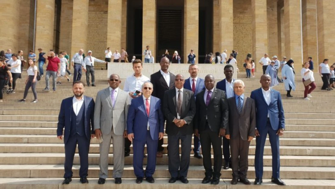 Malatyalı Hemşehrimiz Prof. Dr. Bayram Altan  Gine Bissau Cumhuriyeti  Cumhurbaşkanı Adayı ( Eski Başbakanı) Ve İletişim Bakanını Ağırladı