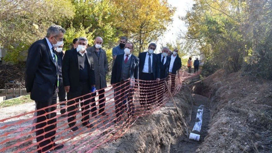 Maski, Sütlüce, Tepeköy Ve Topraktepe'de  İçmesuyu Çalışmalarına Devam Ediyor