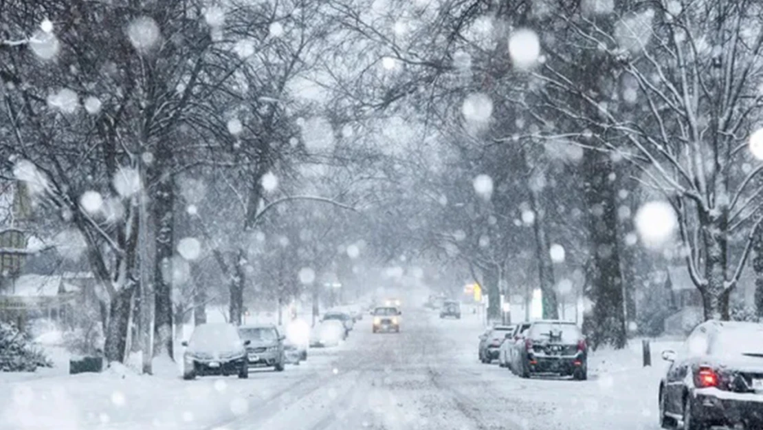 Meteorolojiden kar, sağanak ve fırtına uyarısı