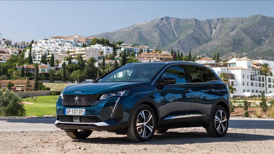 Peugeot 3008 ve 5008, '48V hibrit teknolojisiyle' Türkiye'de