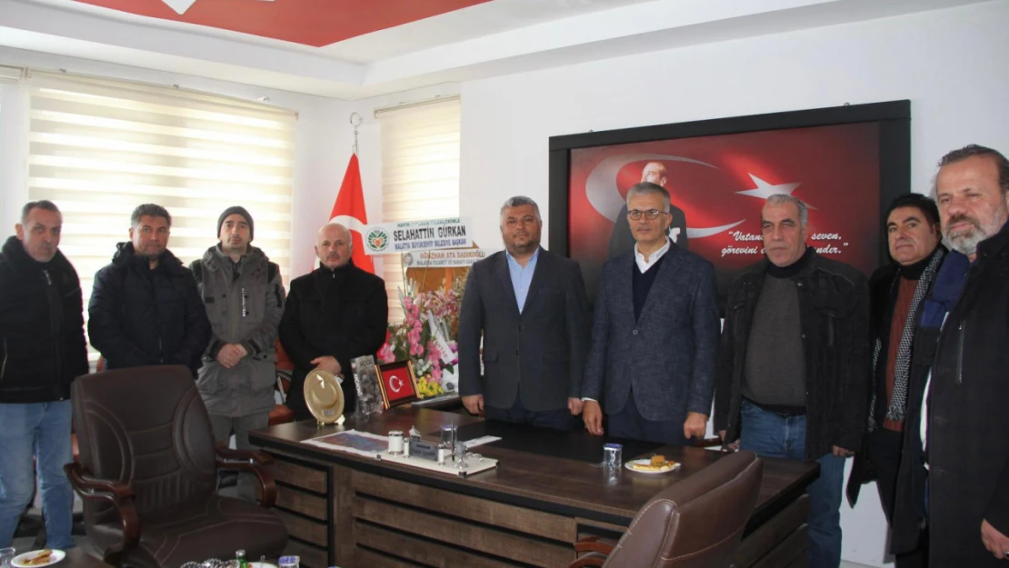 Prof. Dr. İbrahim Gezer'in Verdiği Mesajlar Dikkat Çekiyor