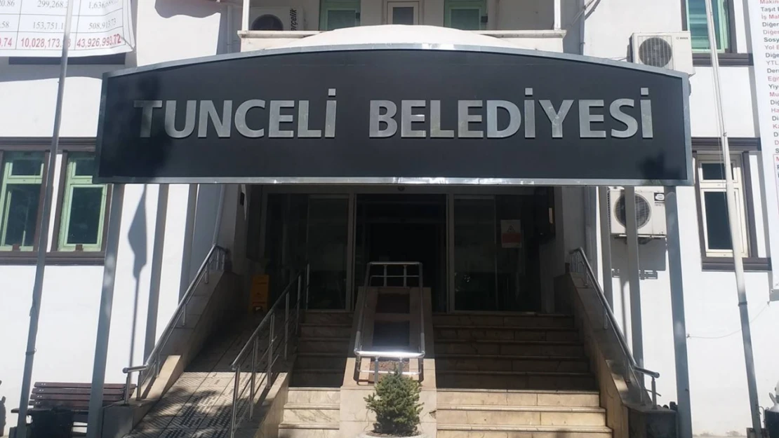 Tunceli ve Ovacık belediyelerine kayyum atandı