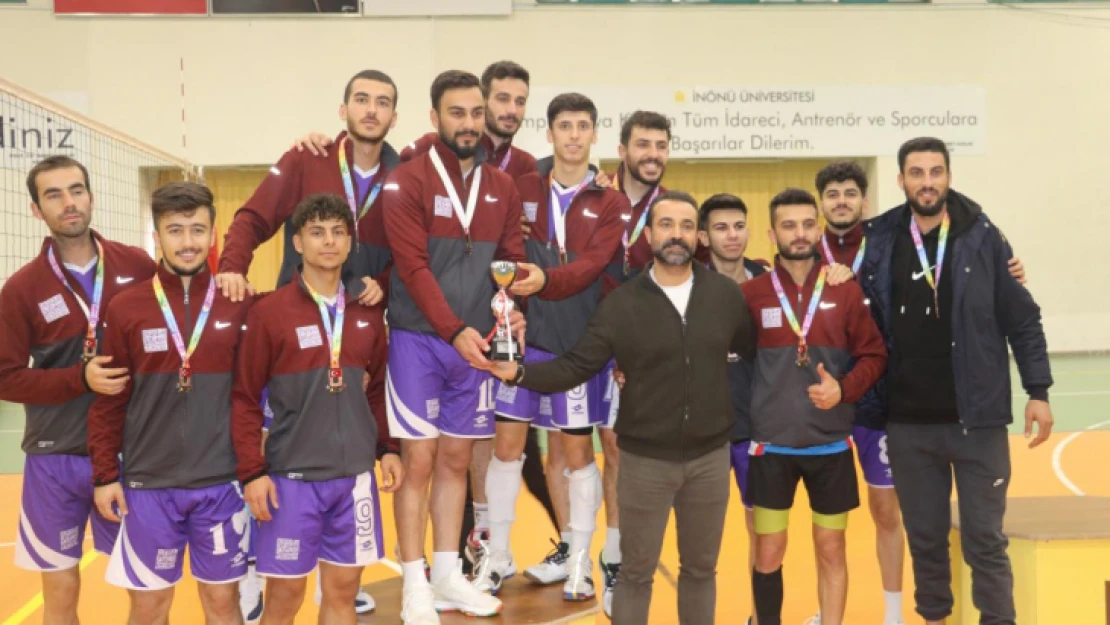 ÜNİLİG Voleybol Bölgesel Ligi Ödül Töreni Düzenlendi