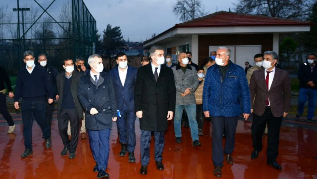 Vali Baruş Ve Belediye Başkanı Çınar, Dilek Mahallesindeki Yatırımları İncelediler