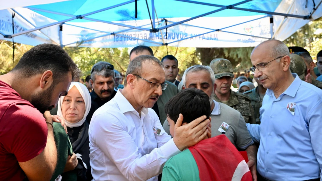 Vali Seddar Yavuz, Şehit Uğurcan Işık'ın Cenaze Törenine Katıldı