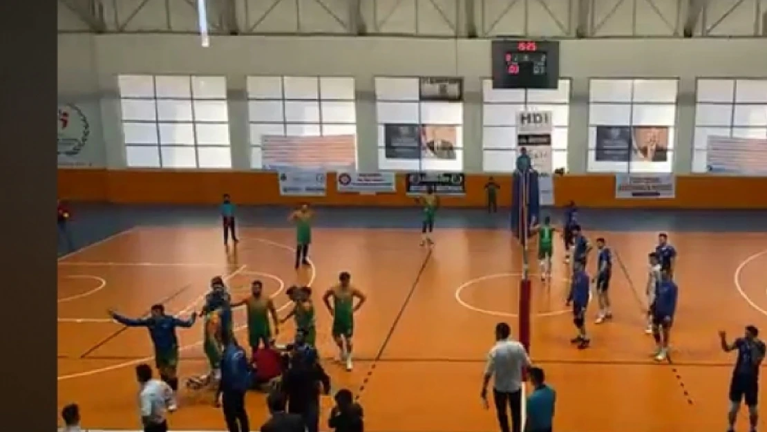 Voleybol'da Malatya Deplasmanda saldırıya uğradı