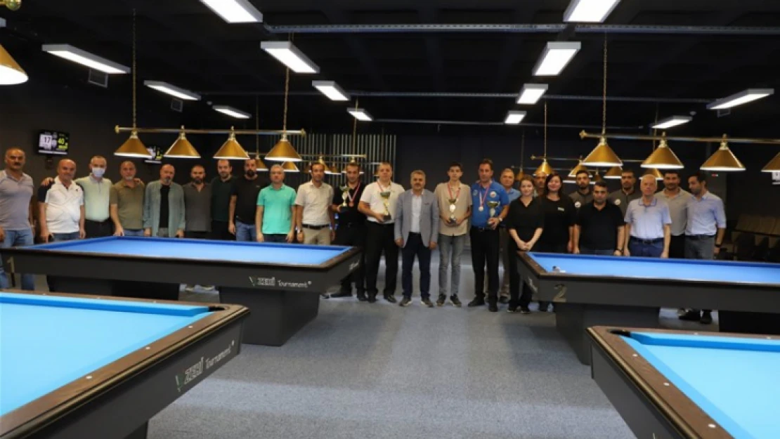 Yeni Bilardo Salonunda İlk Müsabaka Yapıldı