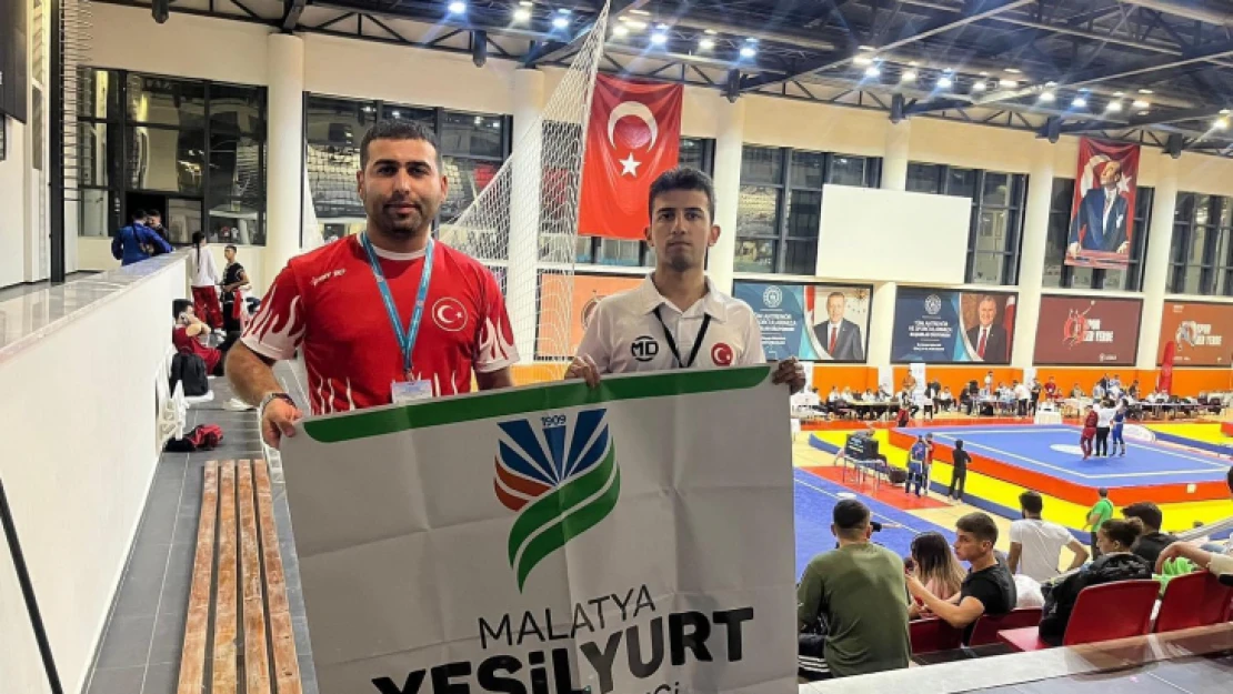 Yeşilyurt Belediye Spor Kulübünden Tarihi Başarı