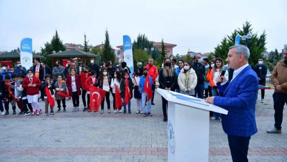 Yeşilyurt Belediyesi, 29 Ekim Cumhuriyet Bayramı Kutlamaları Ve Ödül Töreni Düzenledi