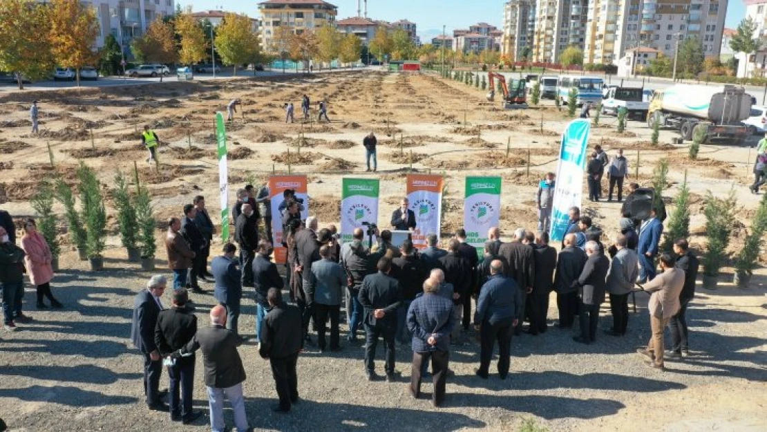 Yeşilyurt Belediyesi'nde Milli Ağaçlandırma Seferberliğine 1.000 Adet Fidan Desteği