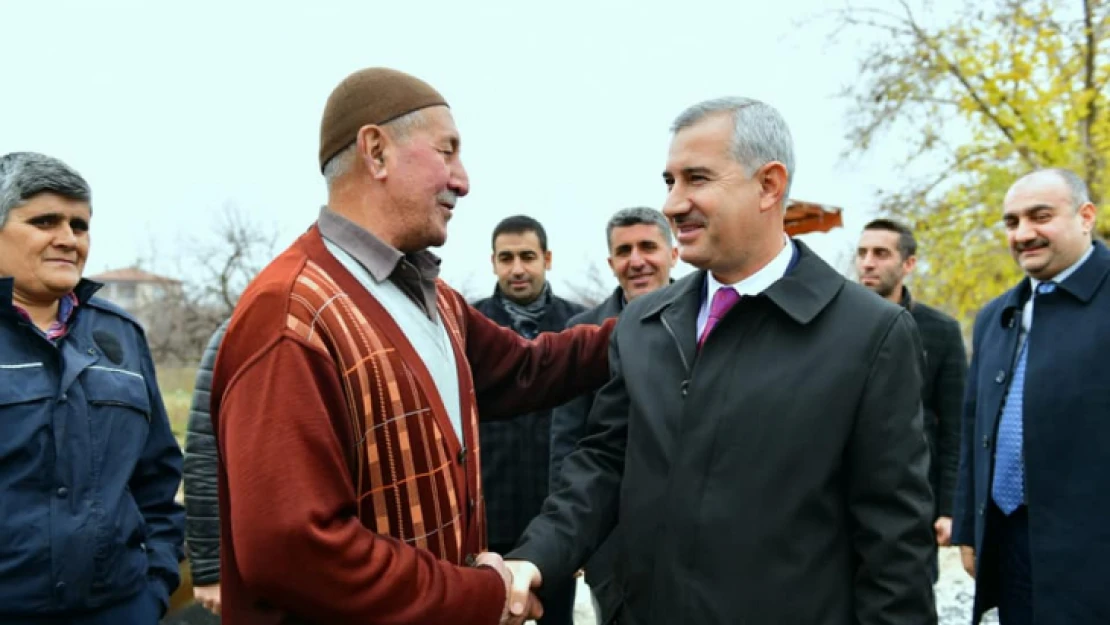 Yeşilyurt Belediyesi Yaka Mahallesinin Yollarını Yeni Yatırımlarla Nitelikli Hale Getiriyor