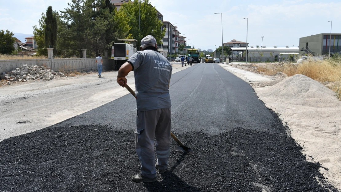 Yeşilyurt'ta Hizmet Seferberliği Devam Ediyor