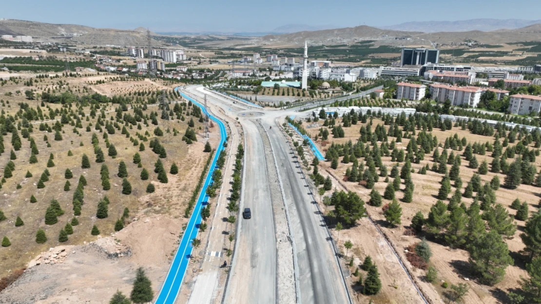 'Yolumuz Başta Üniversitemiz Olmak Üzere Malatya'mıza Hayırlı Olsun'