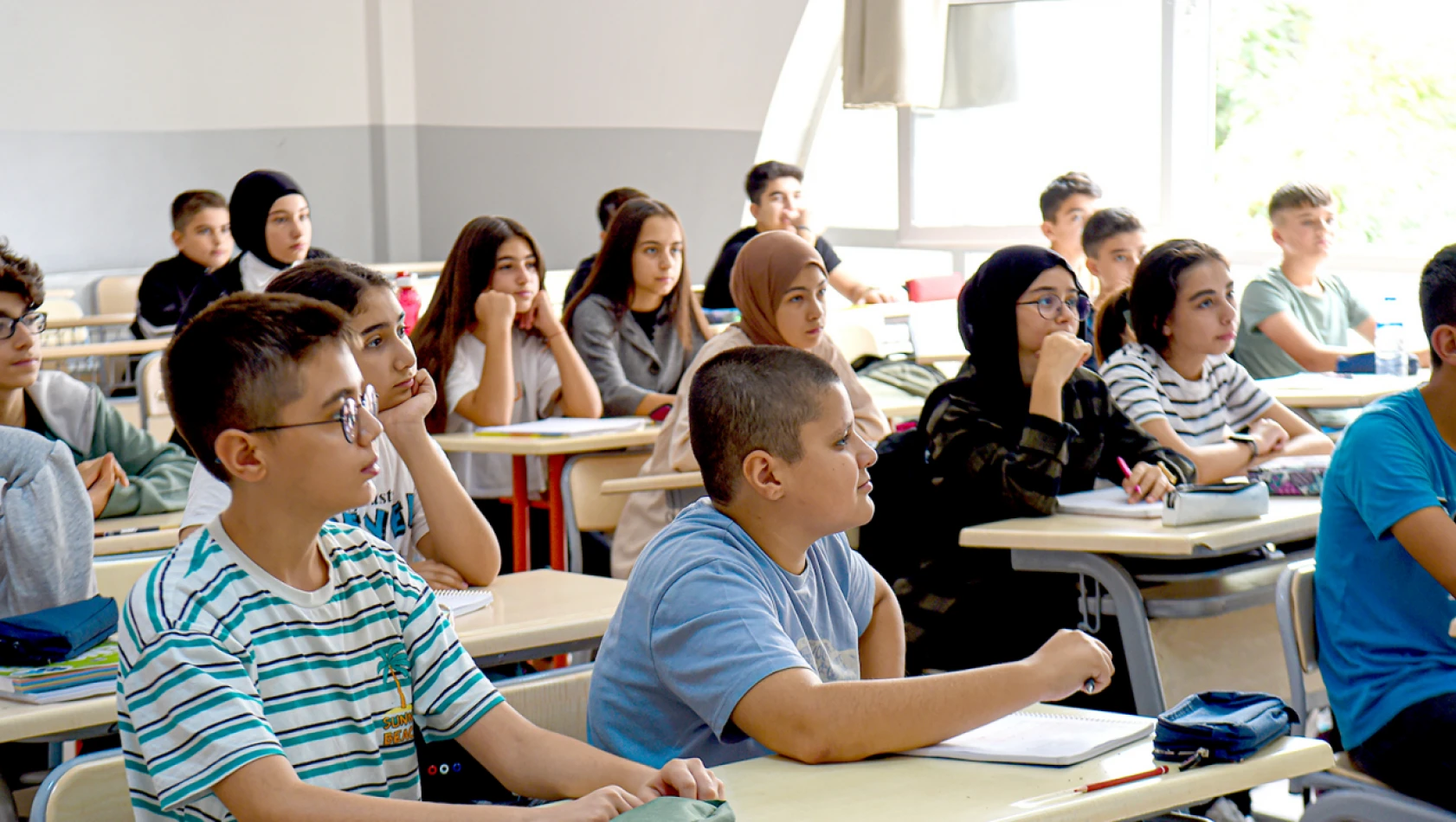 Büyükşehir Belediyesi  Semt Konaklarında  1200 Öğrenci İçin Ders Zili Çaldı