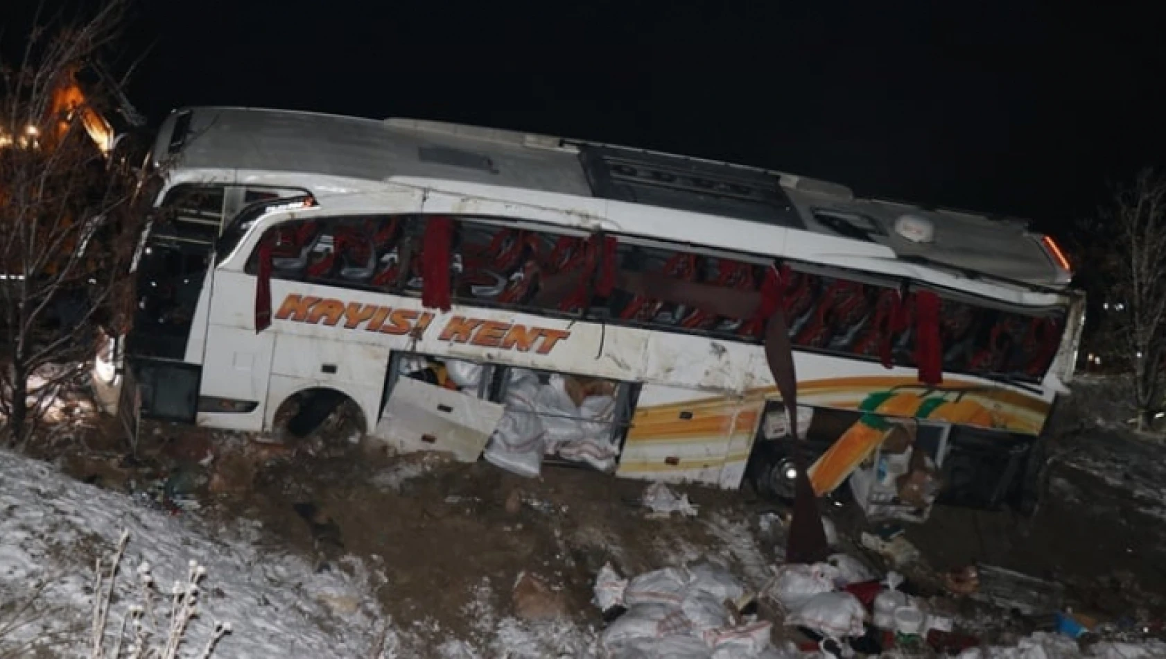 Malatya Otobüs Firması Kayseri'de Kaza Yaptı 4 Ölü