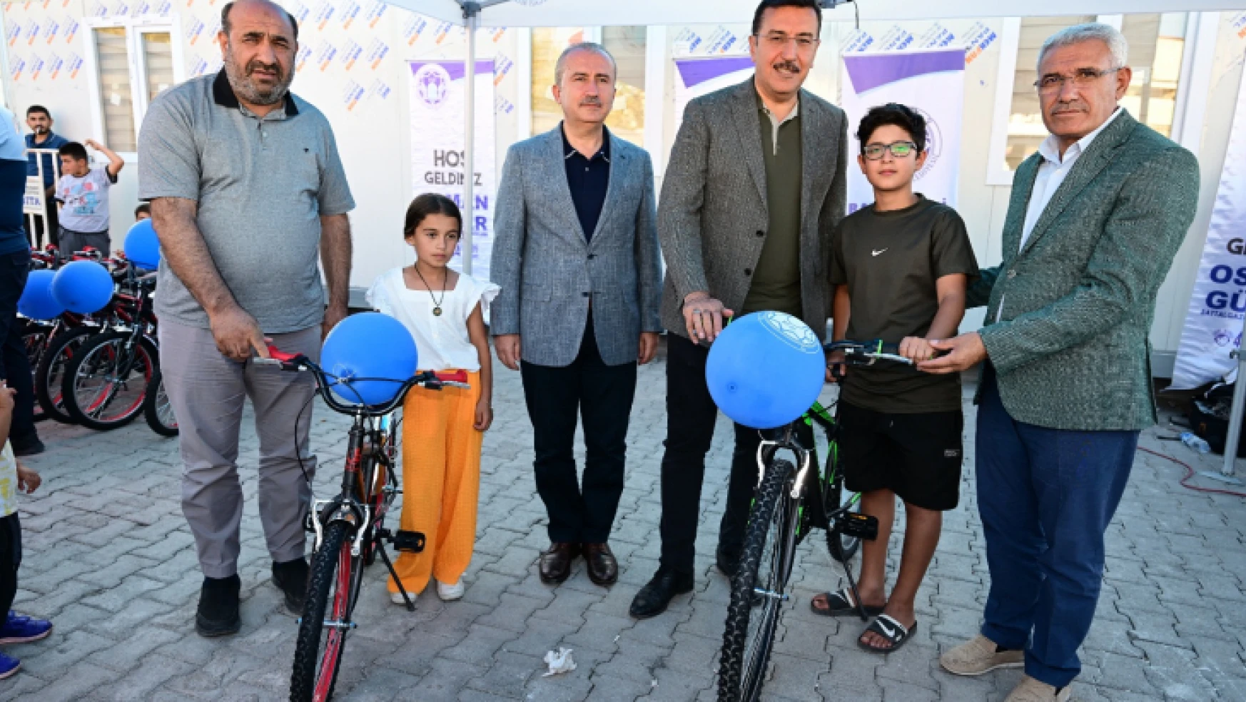 500 Çocuğa Bisiklet Hediye Edildi