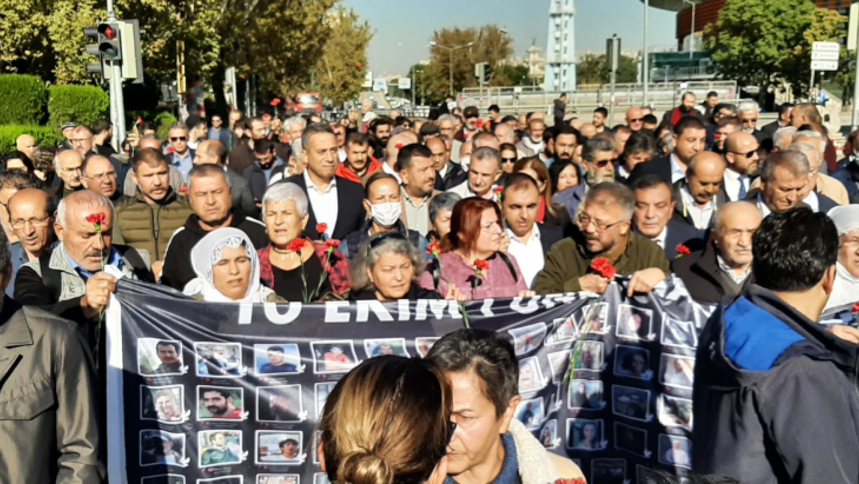 Ağbaba '10 Ekim Ankara Gar Katliamı insanlığa karşı işlenmiş bir suçtur. '