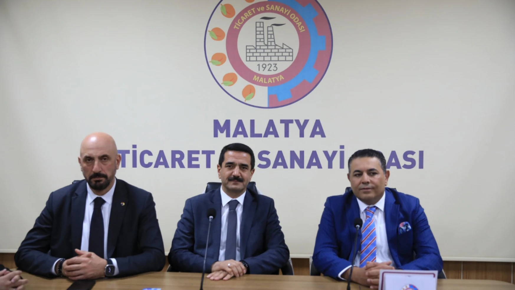 AK Parti Battalgazi Belediye Başkan Adayı Bayram Taşkın: 'Ticaret Bir Şehrin Her Şeyidir'