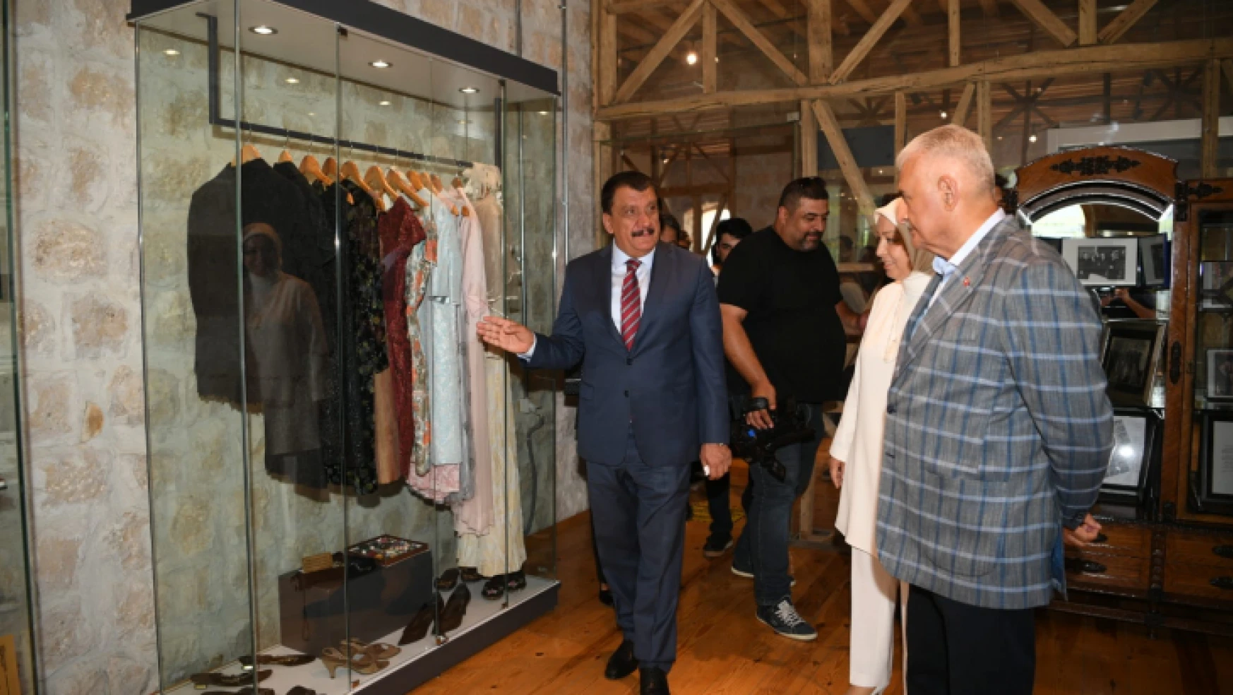 AK Parti Genel Başkan Vekili Binali Yıldırım Kent Müzesi'ni ziyaret etti