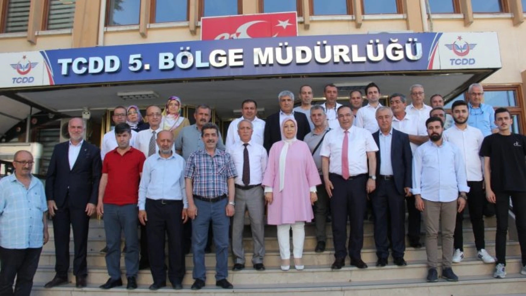 AK Partili Çalık: 'TCDD 5 Bölge Müdürlüğü Taşınacak'