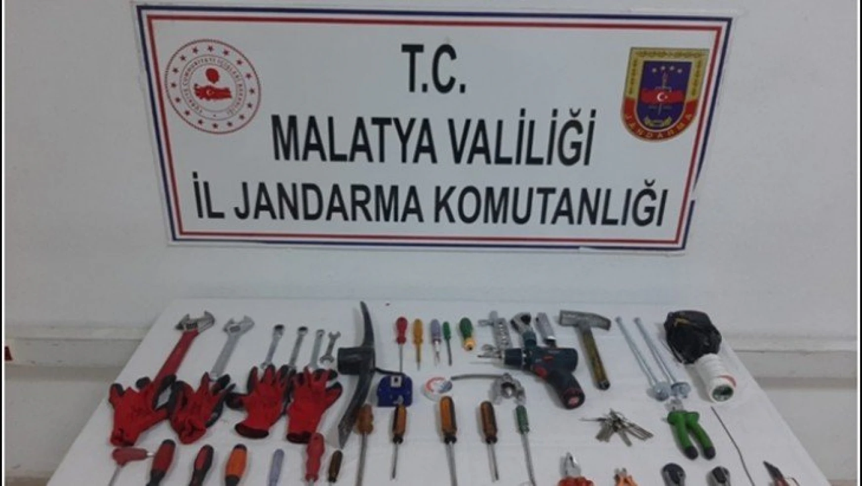 Akü Hırsızları Diyarbakır'da yakalandı