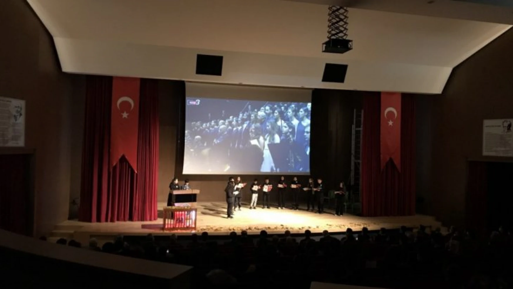 Arapgir'de 10 Kasım Atatürk'ü Anma Programı Düzenlendi