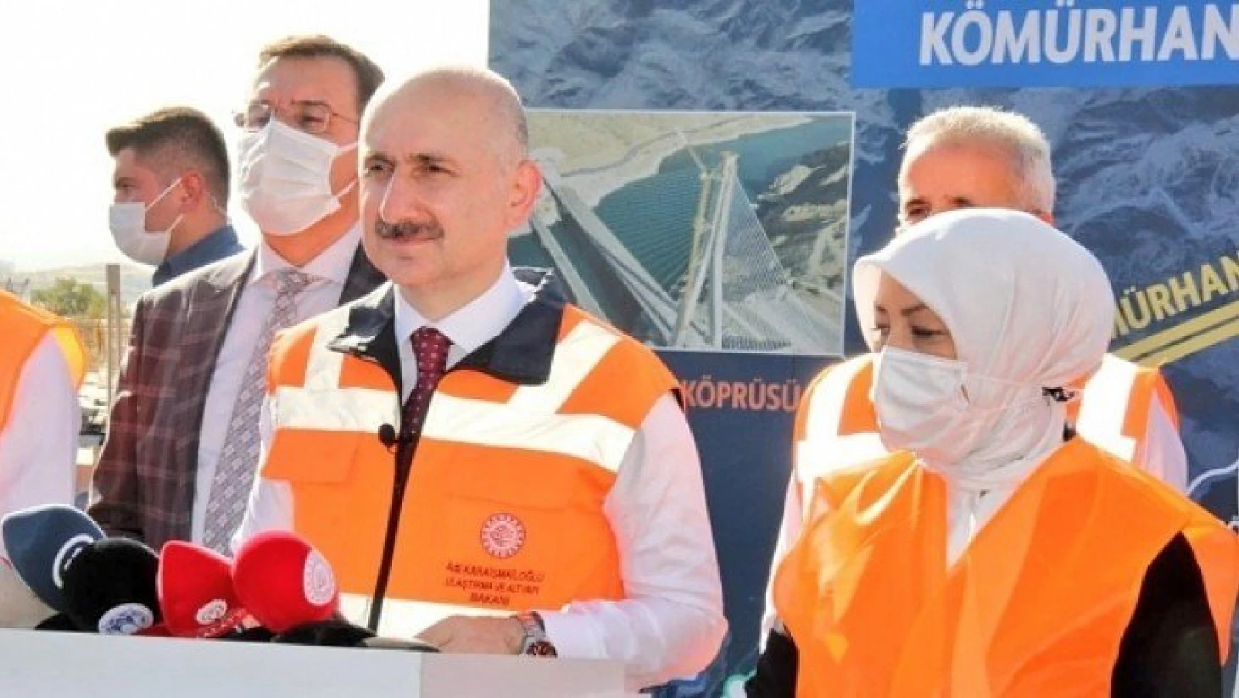 Bakan Karaismailoğlu,Kömürhan Köprüsünde incelemelerde bulundu