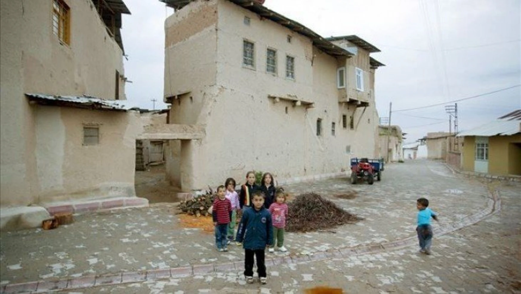 Balaban kerpiç evleri koruma altına alındı