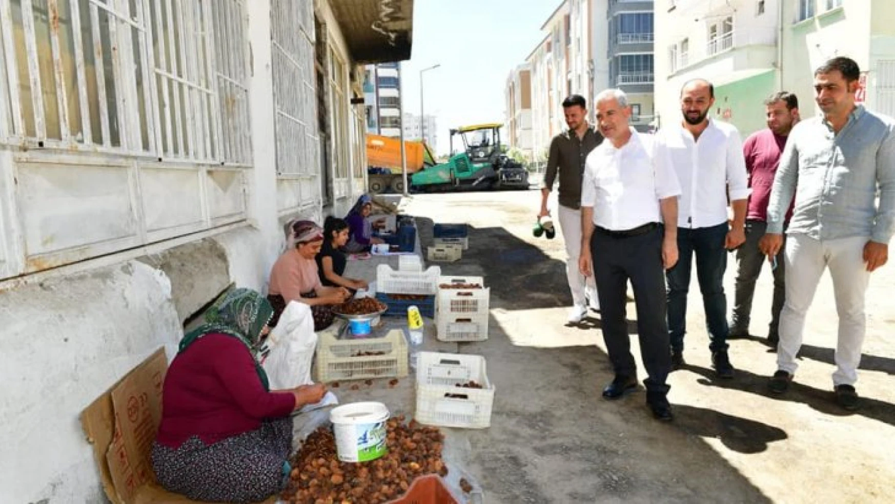 Başkan Çınar, Bostanbaşı Mahallesindeki Değişim Ve Dönüşüm Yatırımlarını İnceledi