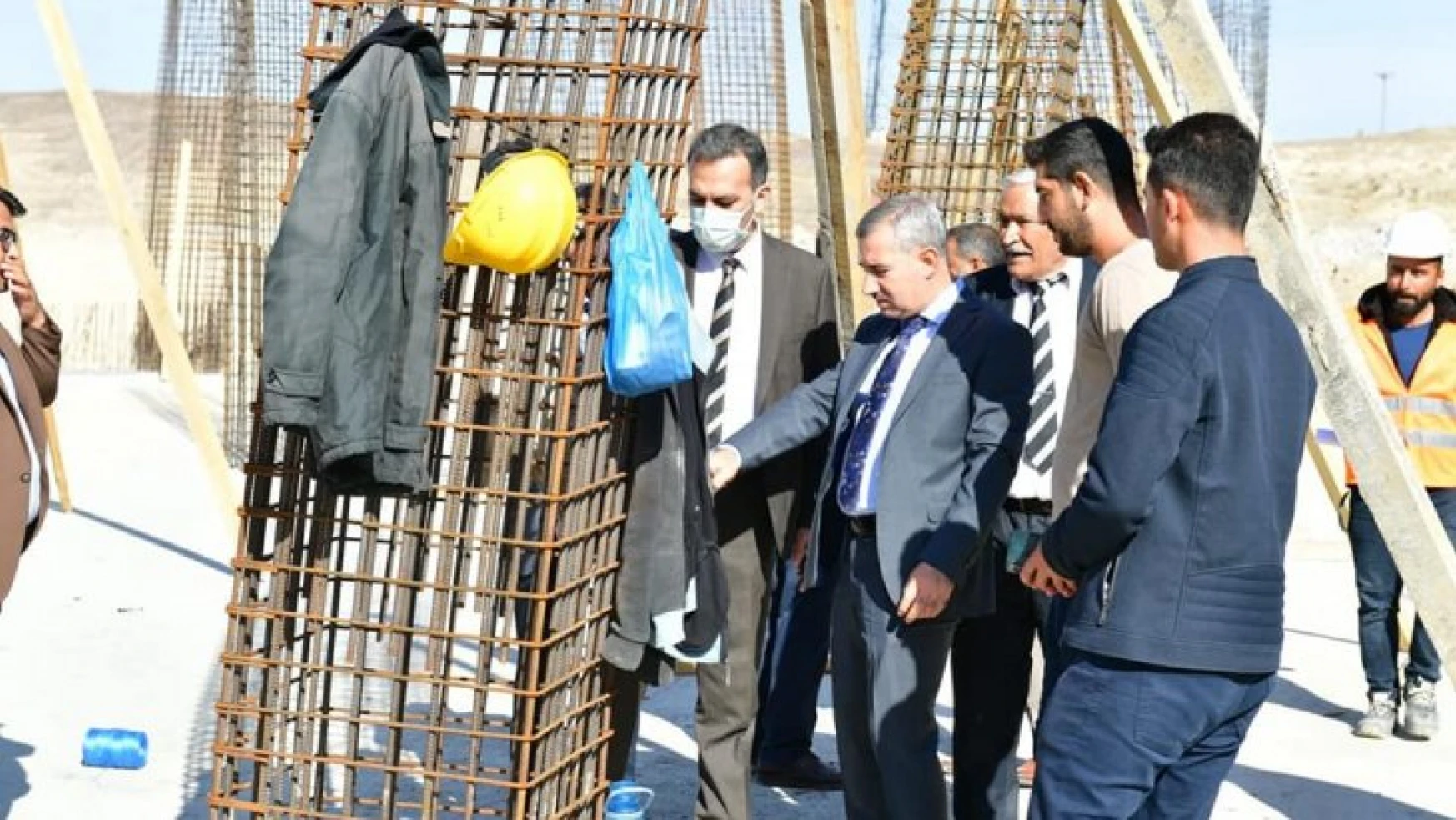 Başkan Çınar, Melekbaba Mahallesindeki Toki Konutları Ve Spor Kompleksi Projelerini İnceledi