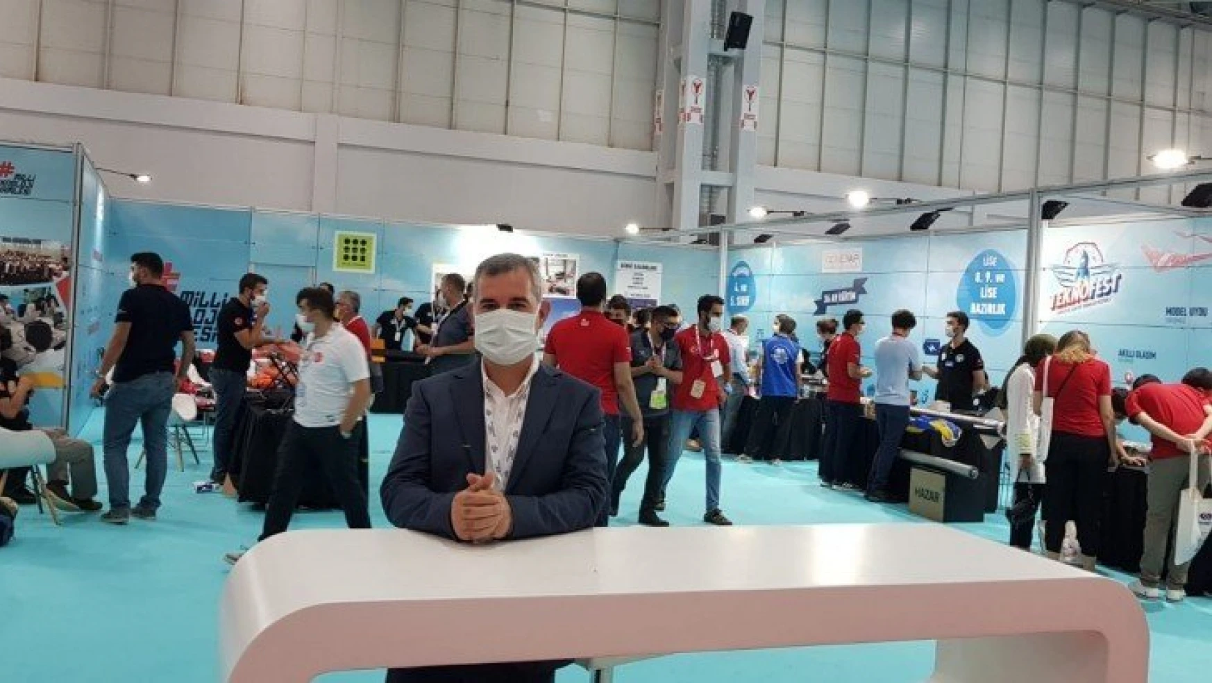 Başkan Çınar, Teknofest 2020 Fuarını Gezdi, Geleceğin Teknolojik Aletlerini İnceledi