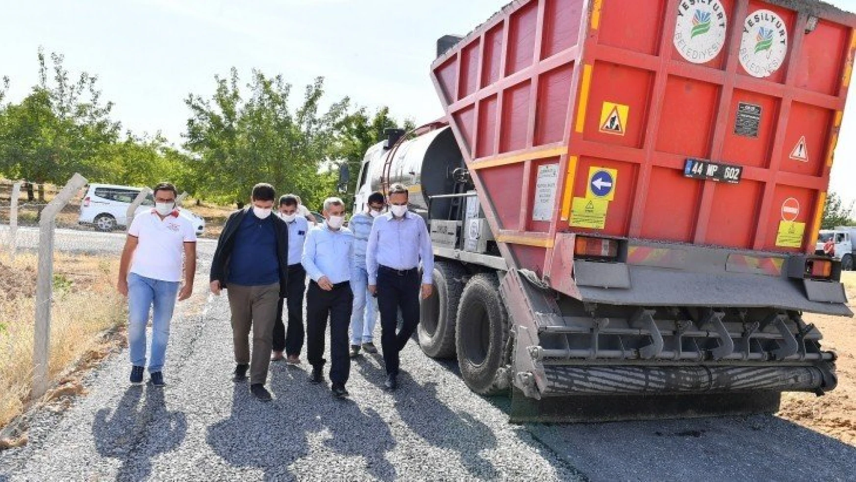 Başkan Çınar, Tohma Mahallesindeki Yeni Açılan Yolları İnceledi