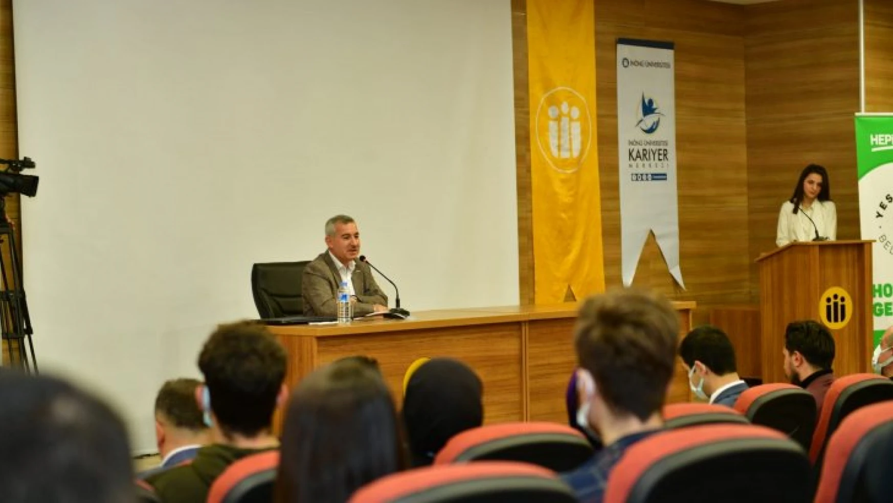 Başkan Çınar, Üniversite Öğrencileriyle 'Tecrübe Paylaşımı' Programında Bir Araya Geldi