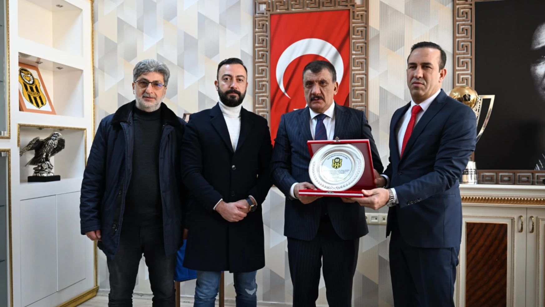 Başkan Gürkan: Önümüzdeki Sezonda Yeni Malatyaspor'un Süper Ligde Olacağına İnanıyorum