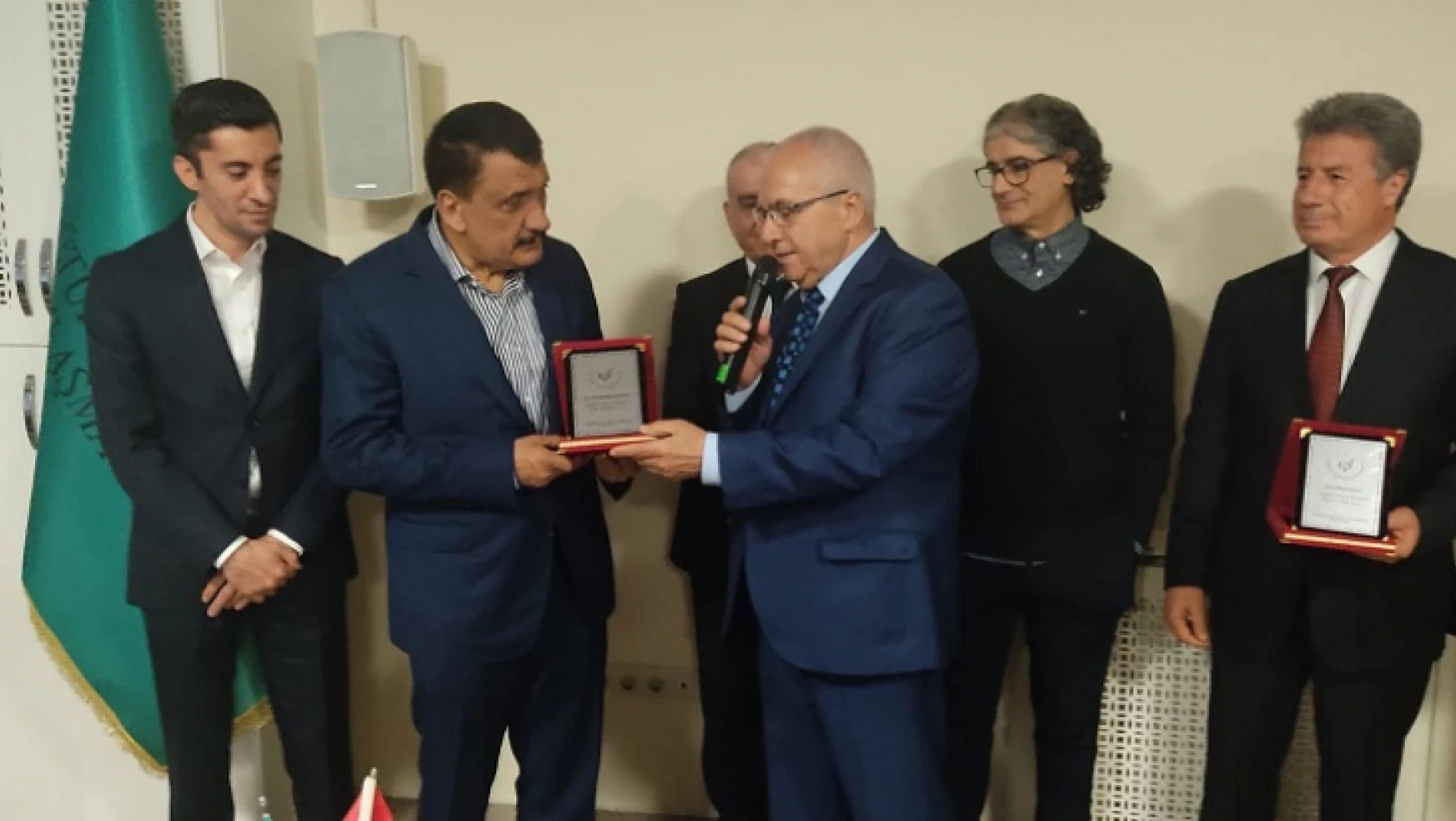 Başkan Gürkan, Pütürge – Doğanyol Eğitim Yardımlaşma Vakfı'nın İftar Programına Katıldı