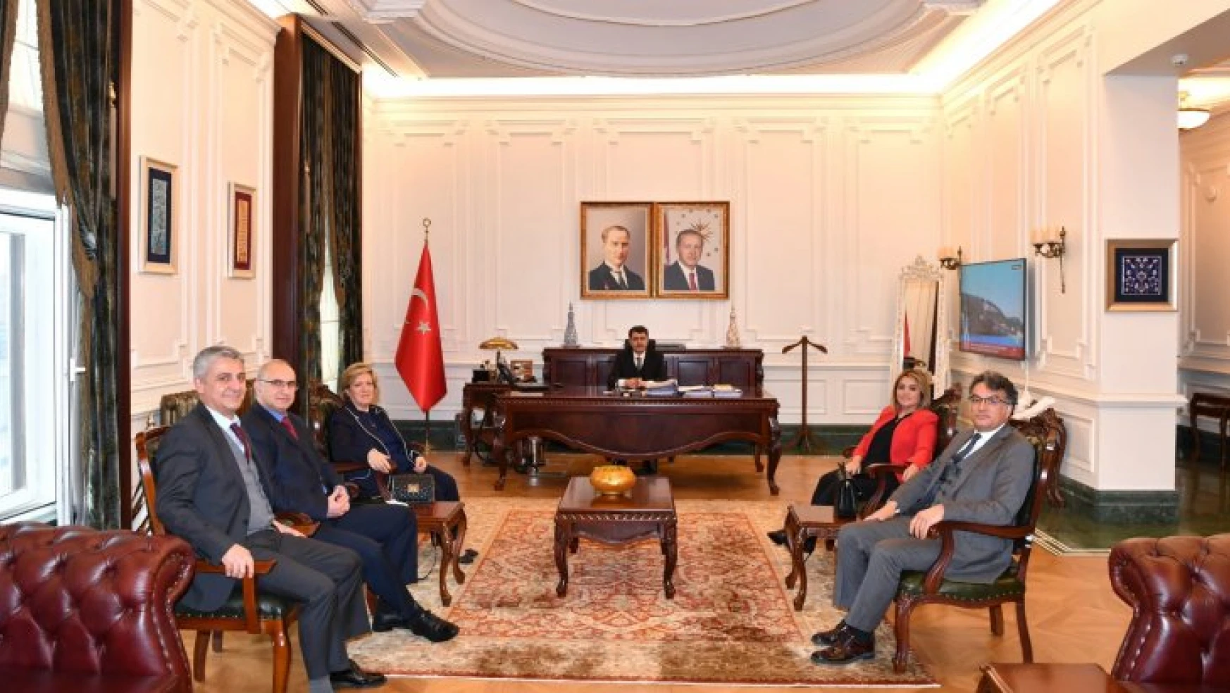 Başkan Koçak'tan Efsane Vali Vasip Şahin'e Ziyaret