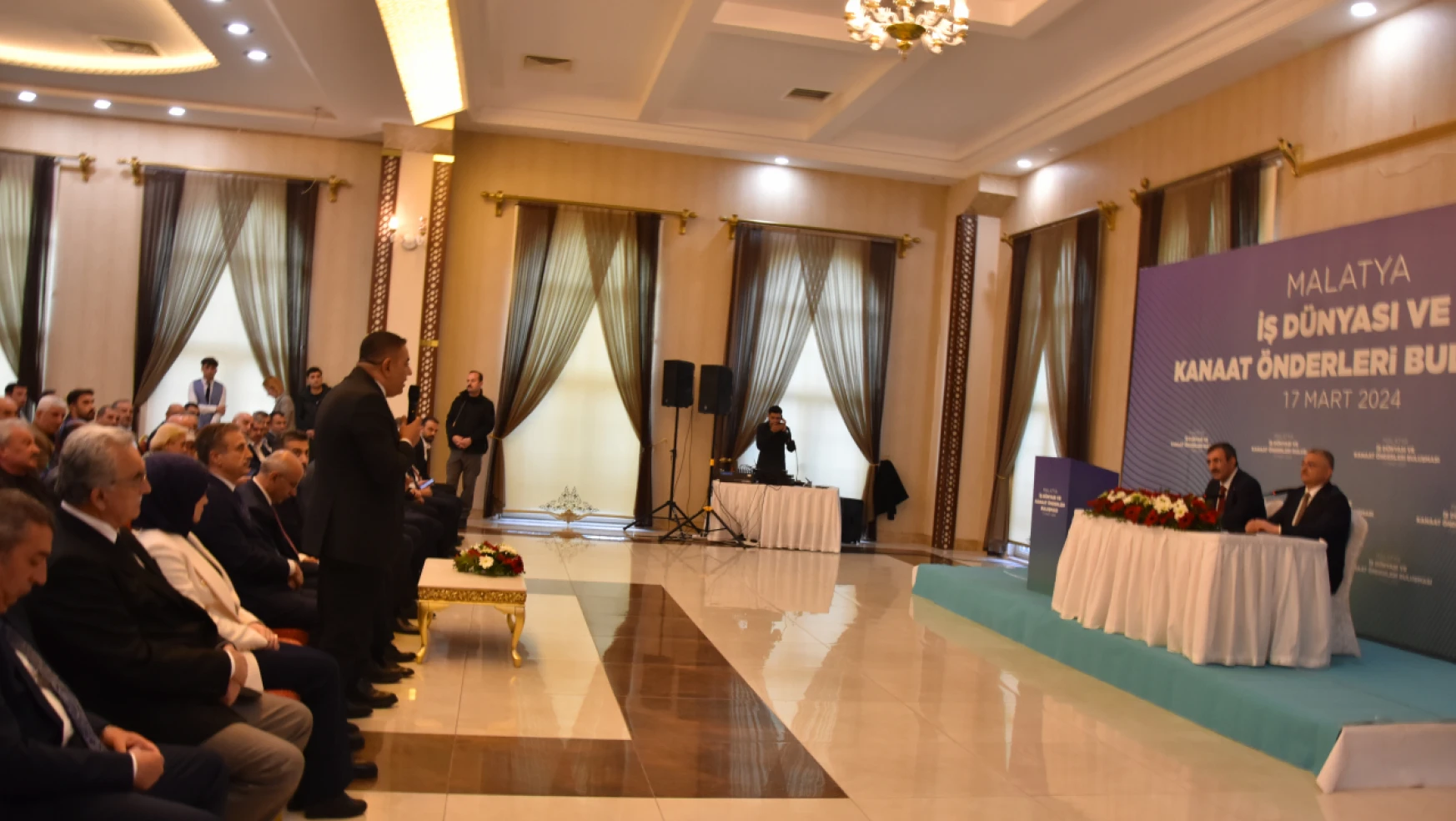 Başkan Sadıkoğlu, Malatya'nın sorunlarına hassasiyetle yaklaşılmasını talep etti