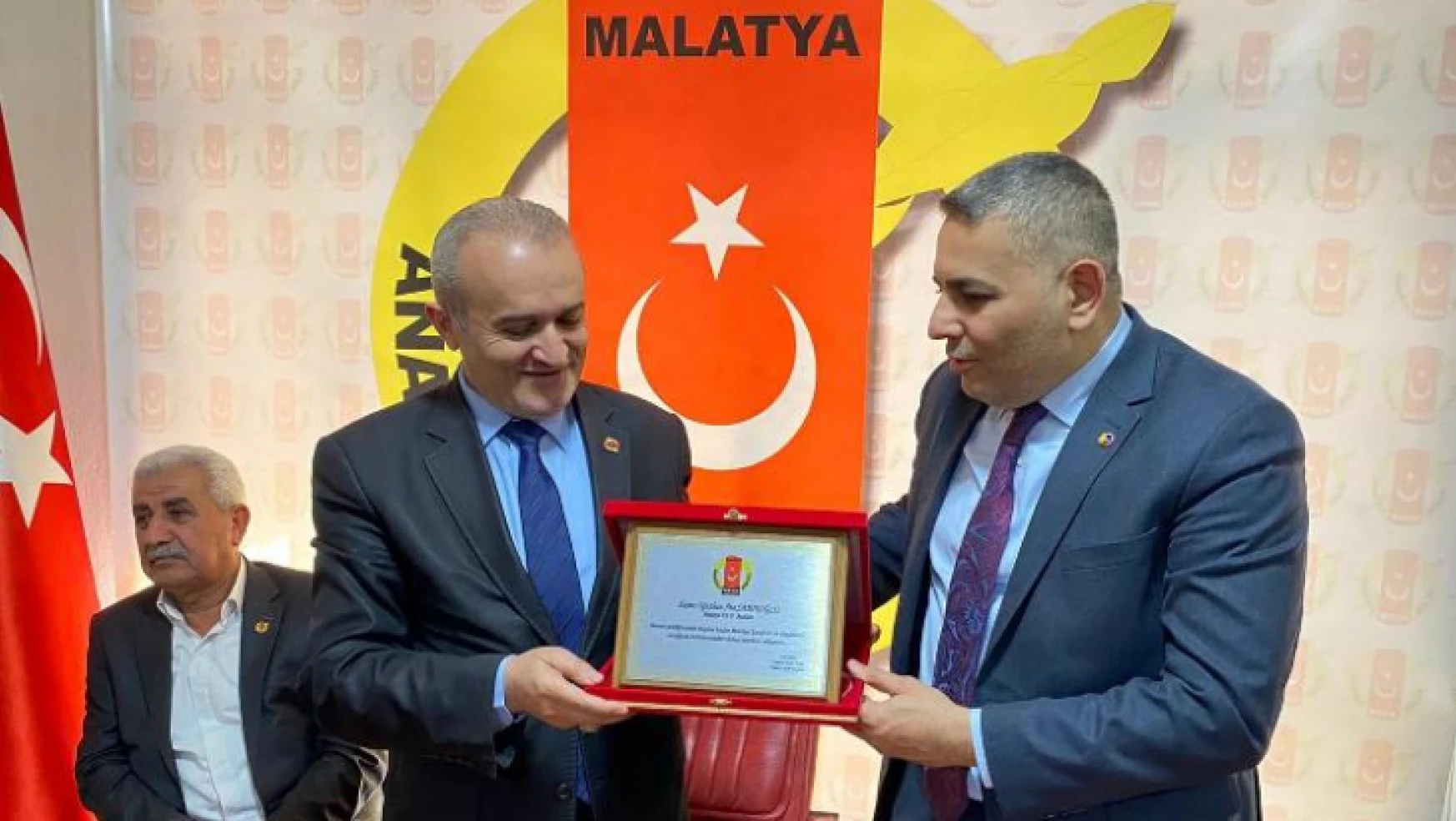 Başkan Sadıkoğlu'ndan Anadolu Basın Birliği Derneğine Ziyaret