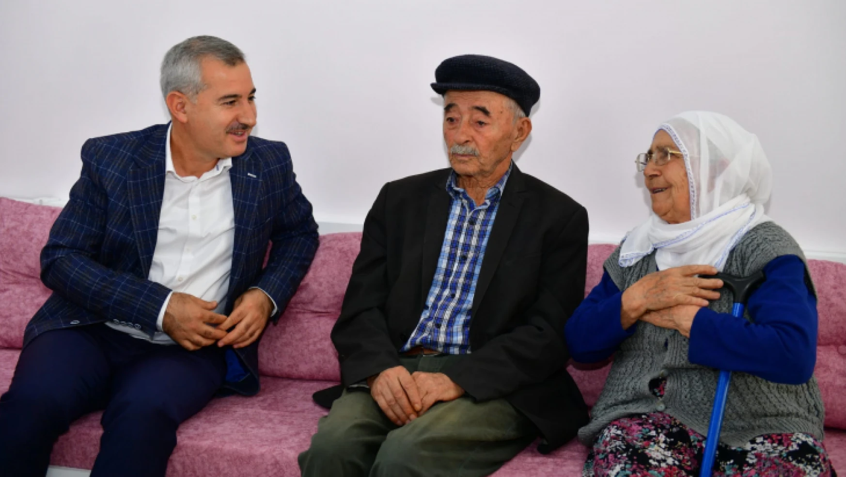 'Baştacı' Projesiyle Evde Bakım Hizmeti Alan Yaşlılar, Yeşilyurt Belediyesinin Yatırım Alanlarını Gezdiler